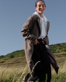 https://az.prshots.de/contents/archives/105/134/images/thumb350x287_auto/matalan-aw25-womenswear-6_1_97af7_thumb.jpg