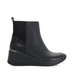 Dune London Epitome £99 Black leather www.dunelondon.com