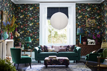 https://az.prshots.de/contents/archives/1301/714/images/thumb350x287_auto/dfs_co_plc_bougie-blooms-living-room-roomset-2_thumb.jpg
