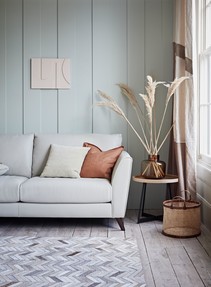 https://az.prshots.de/contents/archives/194/254/images/thumb350x287_auto/Furniture-Village-Oceano-3-Seater-Leather-Sofa-1195-Nordic-Lamp-_501d6_thumb.jpg