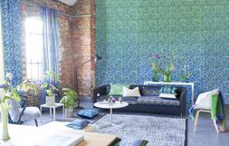 308238