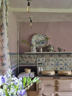 JOHN DERIAN PICTURE BOOK III FABRICS & PICTURE BOOK II WALLPAPERS