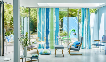 https://az.prshots.de/contents/archives/1979/1012/images/thumb350x287_auto/designers_guild_dg_june_25_529_thumb.jpg