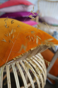 https://az.prshots.de/contents/archives/1979/1012/images/thumb350x287_auto/designers_guild_new-accessories_aw20_294892_thumb.jpg