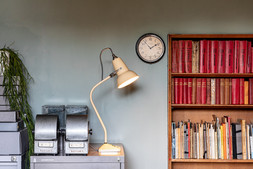 Anglepoise - Original 1227 Mini Table Lamp - National Trust Edition Buttermilk Yellow £135