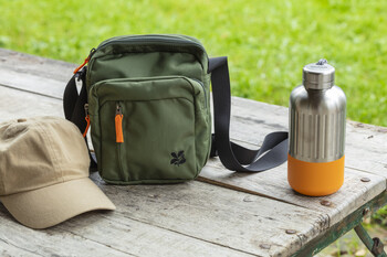 https://az.prshots.de/contents/archives/2026/1026/images/thumb350x287_auto/national-trust-outdoor-accessories-bag-landscape_thumb.jpg
