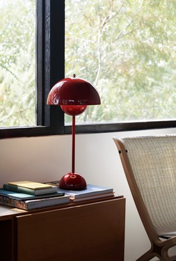 &Tradition VP3 Flowerpot Table Lamp