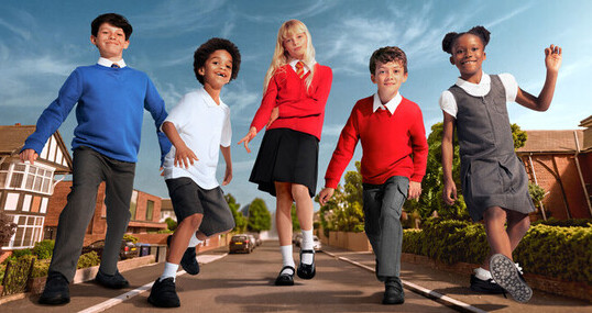 https://az.prshots.de/contents/archives/2320/1155/images/cropThumb/CRI_6a44dd6e4d5c5prshots_matalan-back_to_school_campaign_15-ref2367804_thumb.jpg