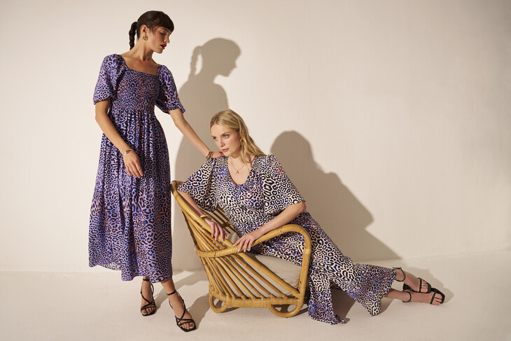 scamp dude-white with blue and pink leopard ray angel sleeve midi tea dress-ref2101536