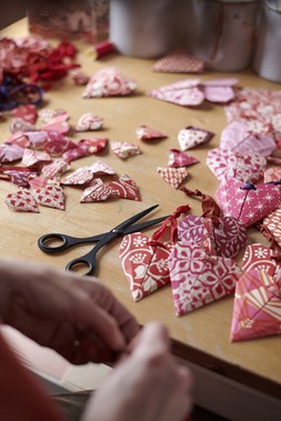 Origami Heart Bunting Kit