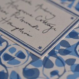 Packet of 10 Self-Adhesive Labels with Bright Blue Border