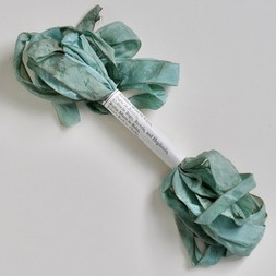 Vintage Ribbon Peacock