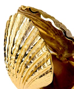 Shimmering Seashell Table Lamp £85