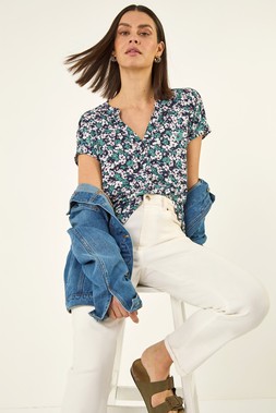 Roman Sage Textured Floral Print Top