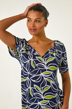 Roman Textured Leaf Print V-Neck Top