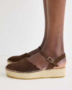 Brown Suede Scalloped Edge Espadrille Sandals £75 €98