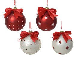 Silver and red baubles with bow 4ass