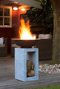 FIREBOWL & SQUARE CONSOLE CEMENTH68.5CM W39CM &pound;179.99