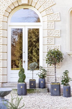 KEW OUTDOOR SQUARE ANTIQUE LEAD RICHMOND PLANTERS &pound;49.99- &pound;89.99 & KEW ROUND ANTIQUE LEAD RICHMOND LARGE PLANTERS &pound;59.99 - &pound;79.99
