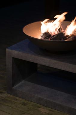 FIRE PIT & RECTANGLE CONSOLE CEMENT H52CM W64CM &pound;249.99