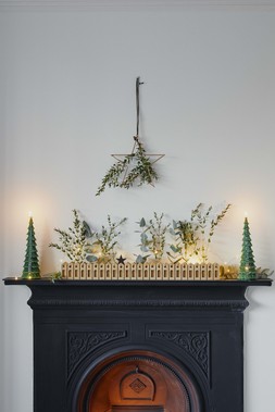 NORDIC WOODEN ADVENT CALENDER H6CM W70C £79.99