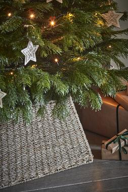 Seagrass Artisanal Handwoven Foldable Square Tree Skirt &pound;44.99 3
