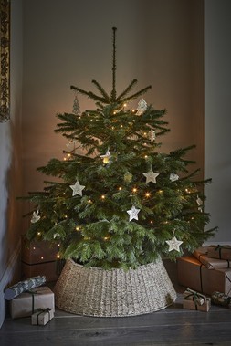 SEAGRASS ARTISANAL HANDWOVEN FOLDABLE ROUND TREE SKIRT H26CM W62CM