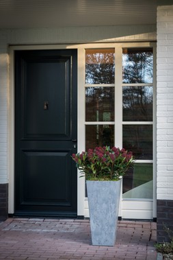 VASE ELLA GREY D26 H49 &pound;69.99