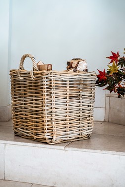 WICKER LOG BASKET SQUARE 50CM £79.99