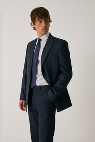 https://az.prshots.de/contents/archives/3700/1570/images/thumb350x287_auto/threadbare-tailored-fit-double-breasted-blazer-in-navy-gbp65-tro_e6830_thumb.jpg
