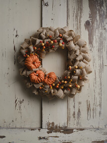 https://az.prshots.de/contents/archives/3746/1580/images/thumb350x287_auto/hobbycraft_autumn-wreath-making-workshop-27-or-30-7_thumb.jpg