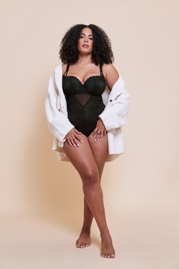 Boost Lace Body Black £49 €72 CAD $99 AUS $119.95 13