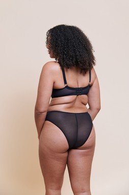 Happy Hour Black Bra £34 €51 CAD $78 AUS $84.95, Brazilian £16 €26 CAD $30 AUS $32.95 10