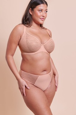 SMOOTHIE LACE LATTE MOULDED BALCONY BRA £38 €57 USD$71 CAD$87 AUD$91.95 & BRAZILIAN BRIEF £16 €25 USD$28 CAD$30 AUD$32.95