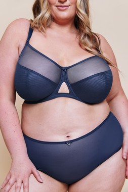 Victory Blue Bra £35 €55 CAD $79 AUS $85.95, Short £17 €27 CAD $31 AUS $34.95 7