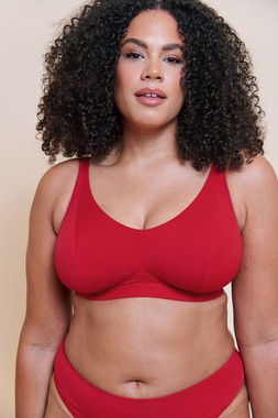 Zen Red Bra £26 €39 CAD $52 AUS $56.95, Brazilian £15 €24 CAD $28 AUS $30.95 5