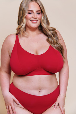 Zen Red Bra £26 €39 CAD $52 AUS $56.95, Brazilian £15 €24 CAD $28 AUS $30.95 9