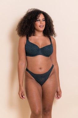 ALL NIGHT LACE SCOOPED BALCONY BRA £32 & ALL NIGHT LACE TANGA £16