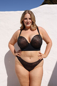 https://az.prshots.de/contents/archives/3795/1587/images/thumb350x287_auto/curvy_kate_1k7a1980_thumb.jpg