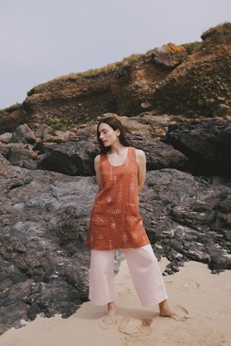 Reeta Linen Dress £135 & Tavi Denim Jeans £135