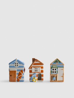 PRIMARK GR 3PK LED BEACH SHED ORN, £10, €12, RON60, PLN50, CZK310, HUF4400