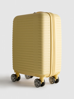 PRIMARK HARDSIDE UNDERSEAT £25 €28 RON135 PLN125 CZK730 (2)