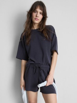 PRIMARK MAJOR FIND MODAL TOP, £5, €6, $8.50, RON30, PLN26, CZK155 (5)