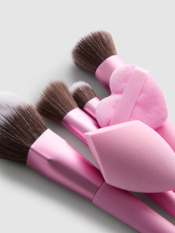 PRIMARK MP ULTIMATE MUB SET £8.00, €10.00, 165.00 CZK, 300.00 PLN, 50.00 RON 1