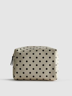 PRIMARK POLKA DOT MAKEUP BAG, £6, €8, $9.50, RON40, PLN34, CZK210 (2)