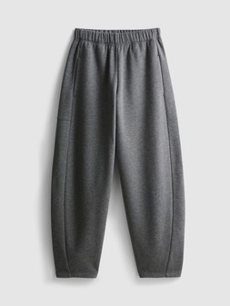 PRIMARK PRESENTS BY COLEEN BARREL JOGGER, £12, €14, RON70, PLN60, CZK365 (2)