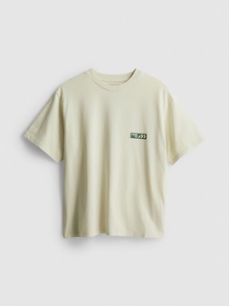 PRIMARK PRESENTS BY COLEEN CREW TEE, LIGHT GREEN £7, €10, RON50, PLN43, CZK260