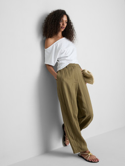 PRIMARK PRESENTS PAU ECHE PE TENCEL MIX BARREL LEG, £18, €20, $27, RON100, PLN90, CZK520, HUF7500 (3)