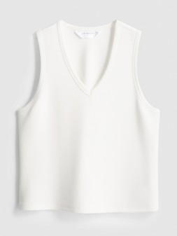 RIMARK PRESENTS PAU ECHE PE CO MODAL VEST, £6, €8, $12, RON40, PLN34, CZK210, HUF3000 (1)