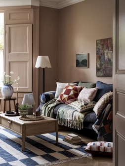CLASSIC REVIVAL -Scalloped Side Table &pound;99 / M&S X Fired Earth Textured Vase &pound;39.50 / Amelia Floor Lamp &pound;179